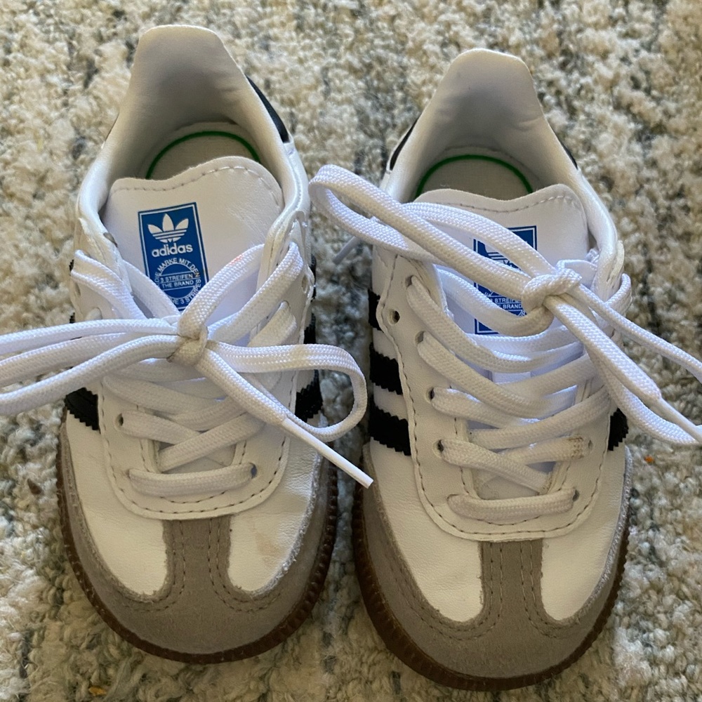 Toddler Sambas
